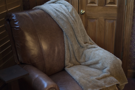 Fur Fleece Throw - CS:CSTHROW-KHAKI